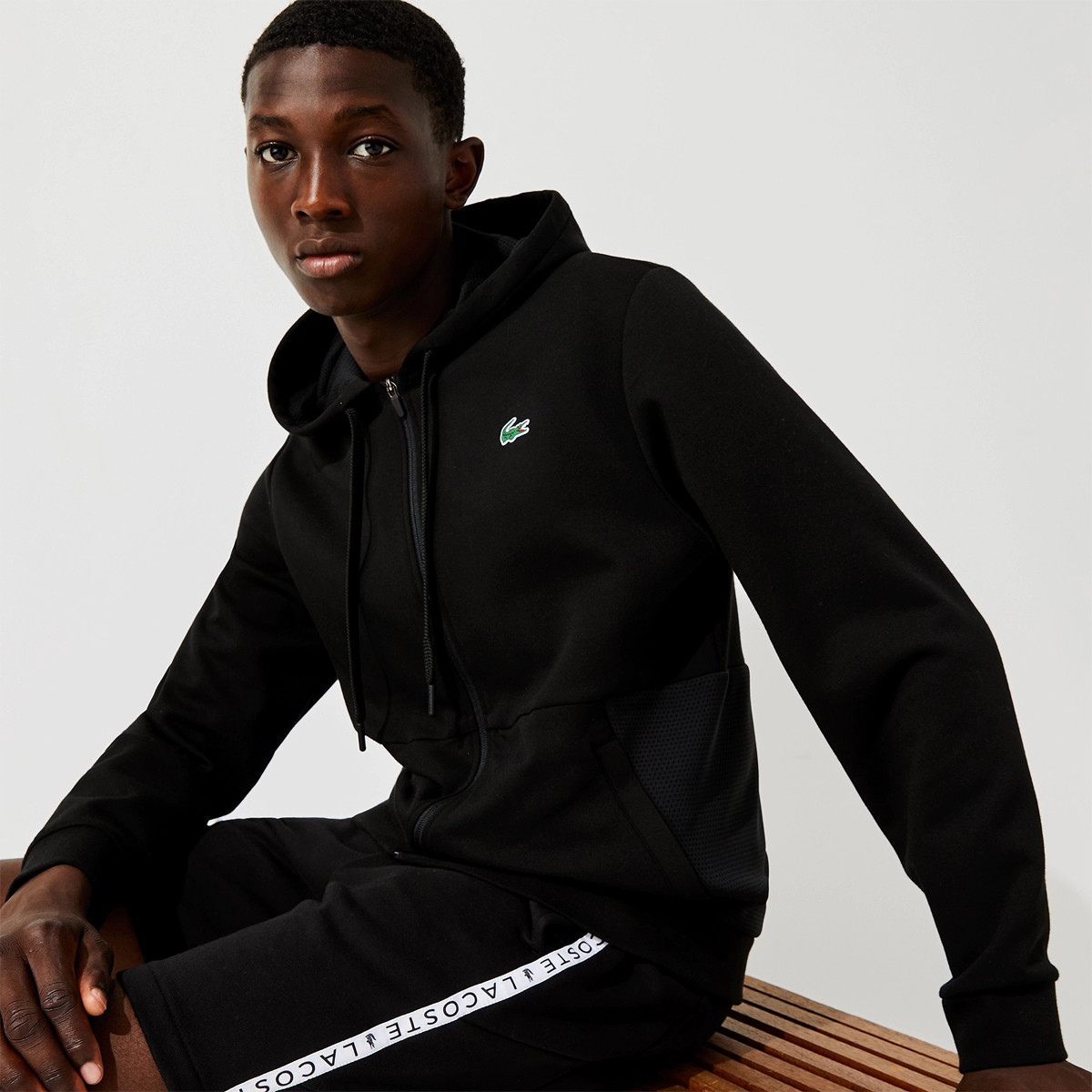 SWEAT LACOSTE A CAPUCHE FZ CORE PERRFORMANCE